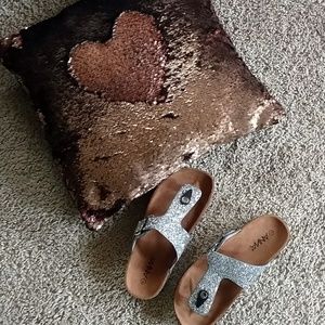 NEW IN BOX Silver glitter cork sandals SIZE 7